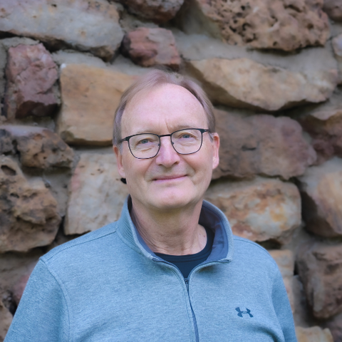authors/andrew-holecek