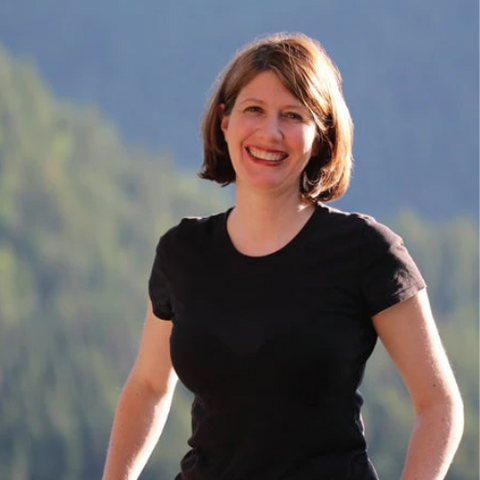 authors/jennifer-adams