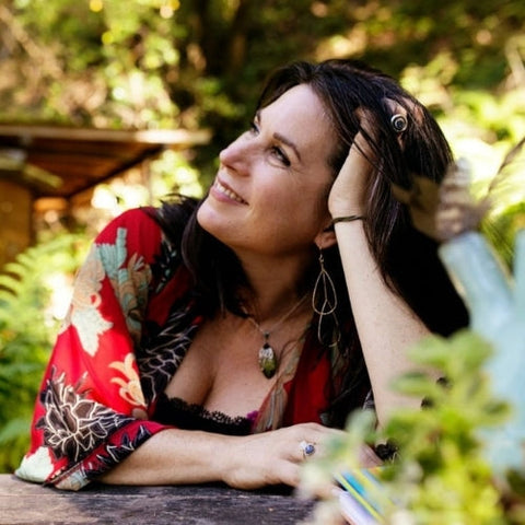 authors/leah-lamb